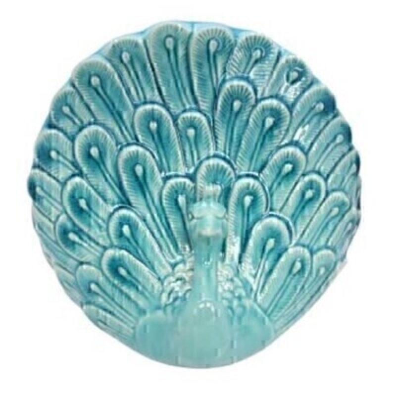 Contemporary blue peacock wall pocket ornament in ceramic by designer Gisela Graham.  This item would look stunning hung on your wall.  Pocket ideal for keeping letters bills or important documents safe.  Size (LxWxD) 20.5cm x 20.5cm x 8.5cm.
